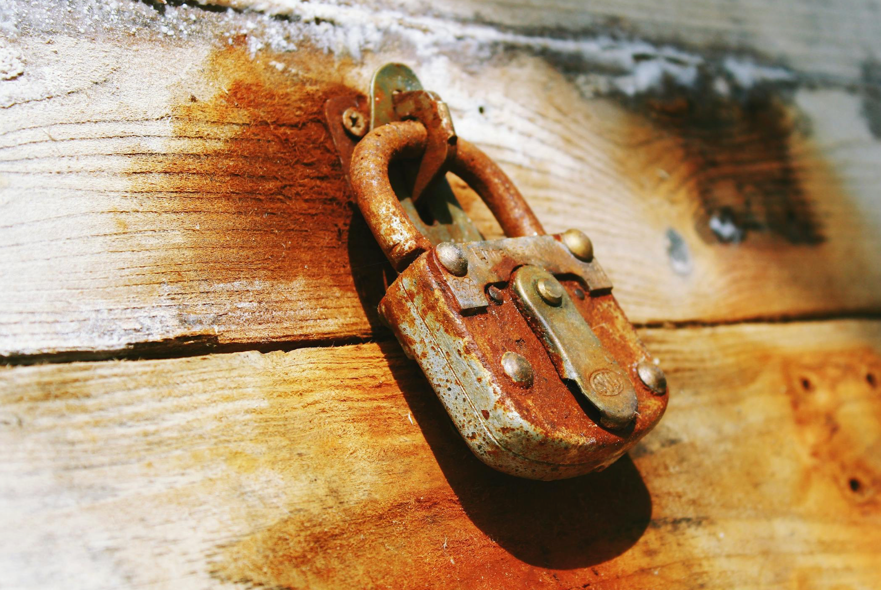 Best Rust Remover Spray in 2026 - Jenolite