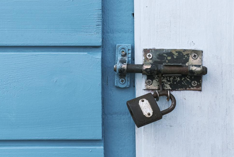 Best Chrome Spray Paint in 2026 - Jenolite