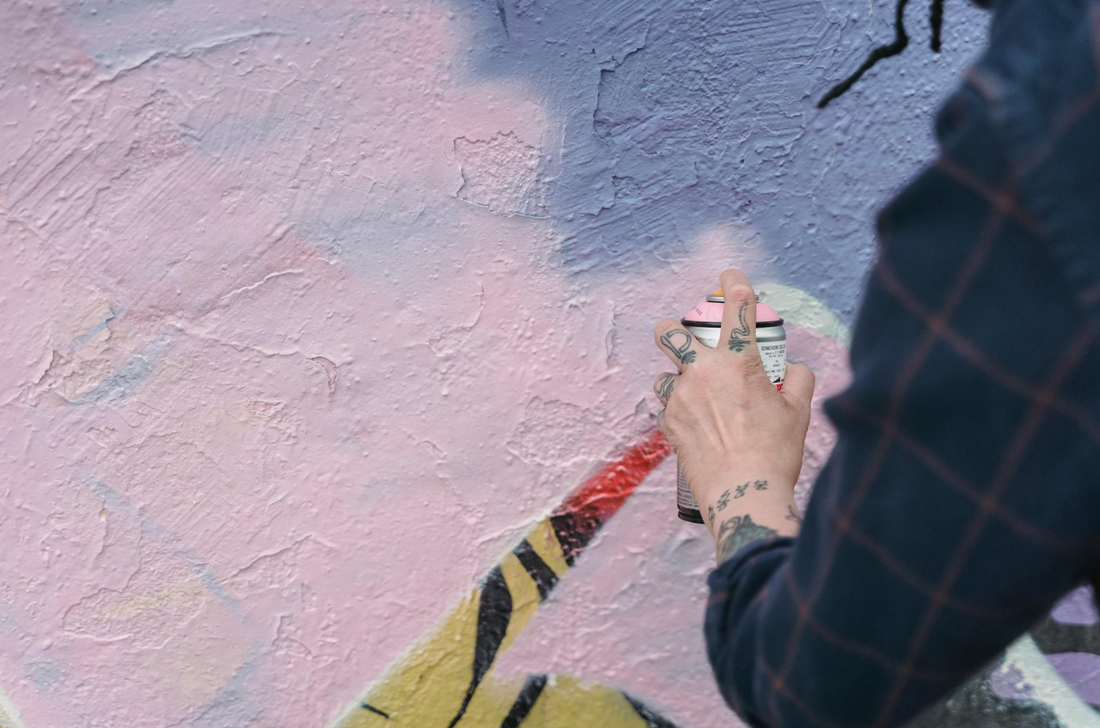 Best Glitter Spray Paint in 2026 - Jenolite