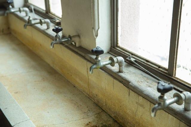 How to remove rust from your sink - Jenolite